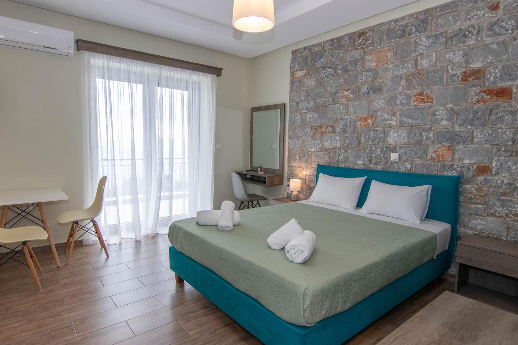 Verga'S Apartments Kalamata Exterior photo